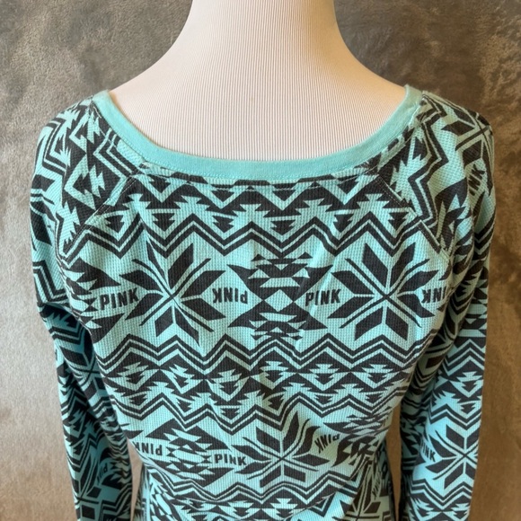Victoria's Secret PINK Aztec Festive Holiday Sleep Long Sleeve Tee Wmn’s Sz L - Picture 5 of 10
